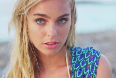 The White Stripes - Seven Nation Army (2003)