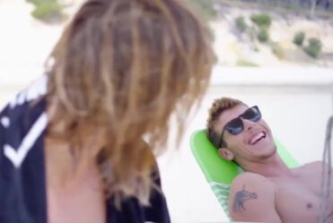 Dolly Parton - Jolene (1973)