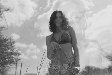 Eurythmics - Sweet Dreams (Are Made Of This)(1983)