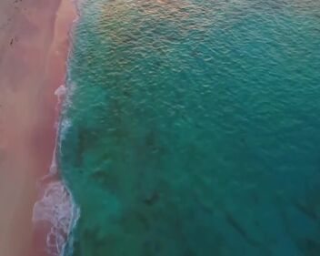 The Ronettes - Walking In The Rain (1964)