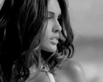 Bad Moon Rising - Creedence Clearwater Revival (1969)