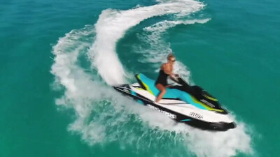 Kanye West - Jesus Walks (2004)