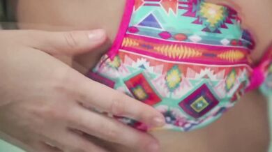 Queen - We Will Rock You (1977)