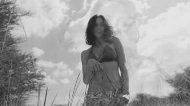 Eurythmics - Sweet Dreams (Are Made Of This)(1983)