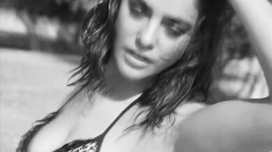 Eurythmics - Sweet Dreams (Are Made Of This)(1983)