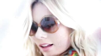 The Beatles - Can-t Buy Me Love (1964)