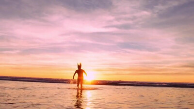 Chuck Berry - Sweet Little Sixteen (1958)