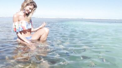 New Order - Bizarre Love Triangle (1986)