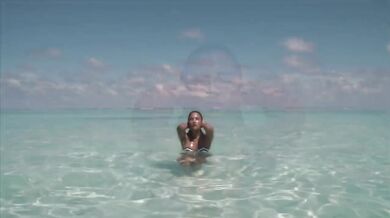 Pink Floyd - Comfortably Numb (1979)