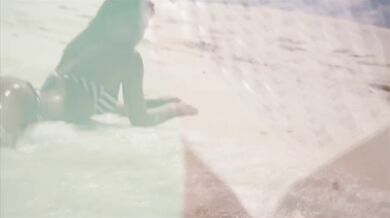 Pink Floyd - Comfortably Numb (1979)