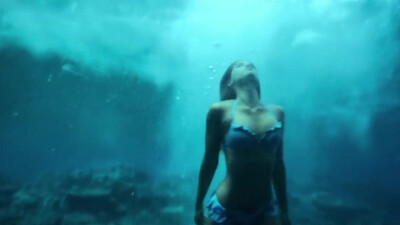 Pink Floyd - Comfortably Numb (1979)