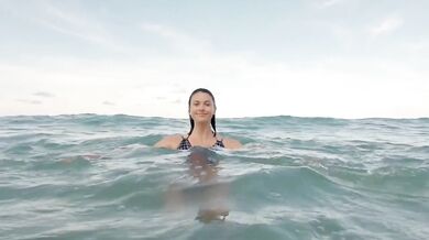 Joni Mitchell-Help Me (1974)