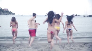 U2 - Beautiful Day (2000)